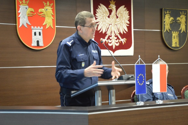 policja5.jpg policja5.jpg