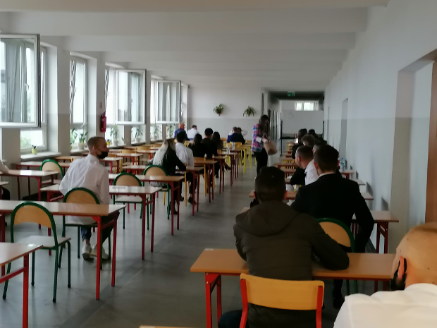 mat10.jpg mat10.jpg