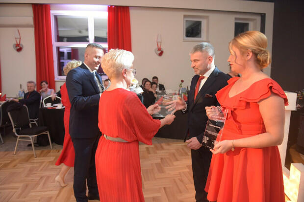 bal5_632409696.jpg