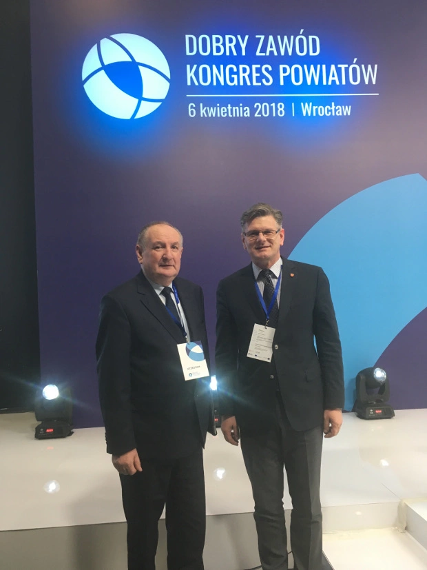 Zdjęcie: kongres_589591659.jpg